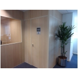 Parede Divisoria de Madeira